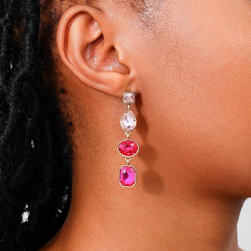 

Colored Glass Geometric Square Tassel Women s Earrings рожевий