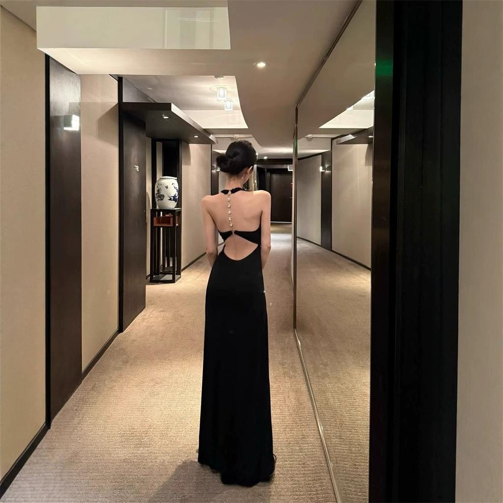 Design halter neck dress female summer royal sister style slim dress long dress black temperament hip skirt