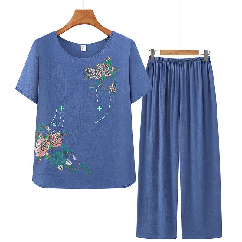 

Summer T-Shirt Set for Women Aged 60-70: Lightweight Pajamas for Grandmothers & Mothers XL (recommended 40-50 kg)