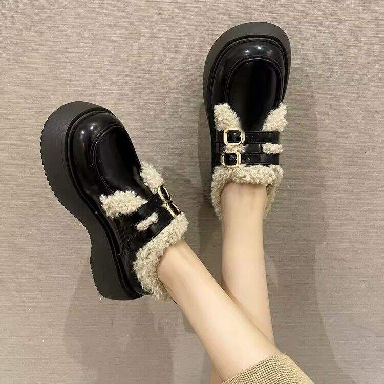 Black British style small leather shoes women's autumn and winter 2025 new platform loafers velvet cotton shoes Mary Jane shoes