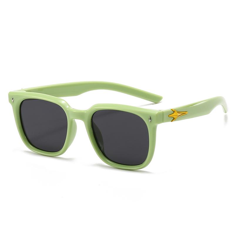 

New Retro High-end Niche Square Frame Concave Shape Fashionable Silicone Polarized Children s Sunglasses 23046