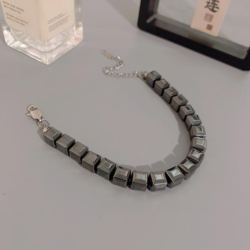 

JYL TS Bracelet Titanium Steel Letter Style Channels Individuality & Luck Square style червоно-коричневий