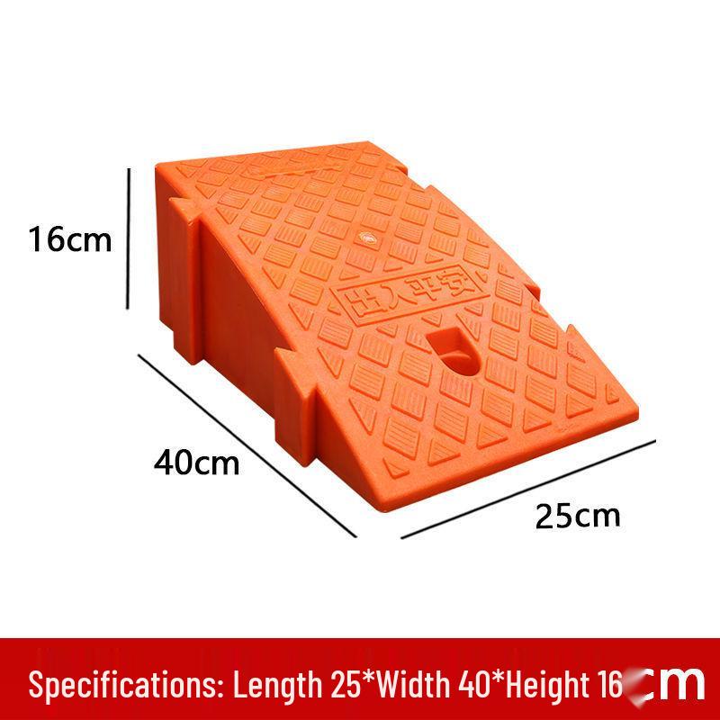 Plastic Ramp Pad: Car Uphill Climbing Slope Curb Threshold Speed Bump Step.