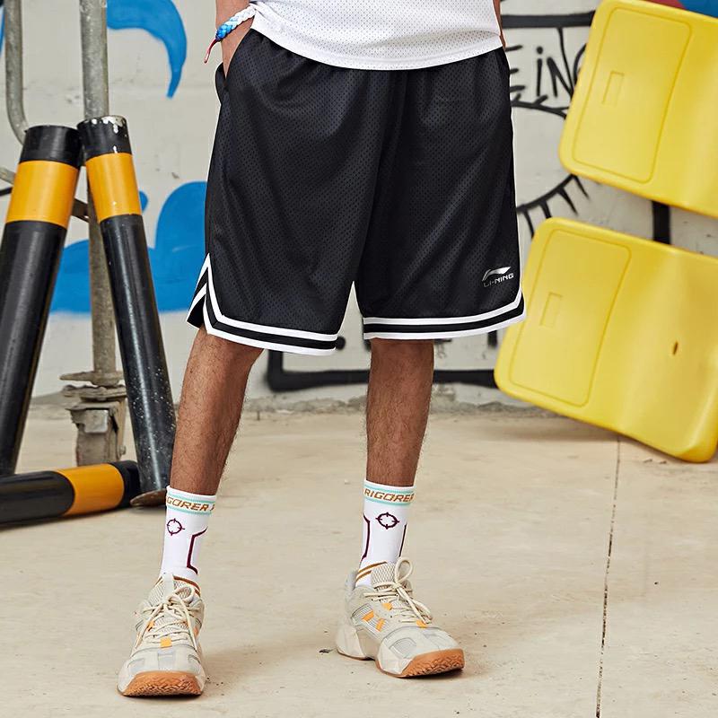 Li-Ning Logo Drawstring Casual Sports Shorts Men Bottoms Black AAPS097-1