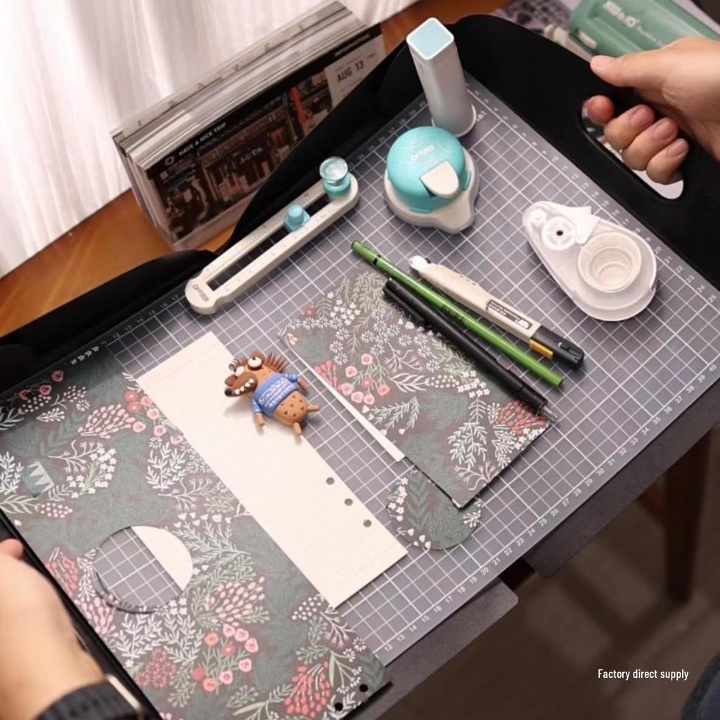 Folding Hand-Cut Cutting Board Mat: A3/A4 Foldable Stationery Work Mat