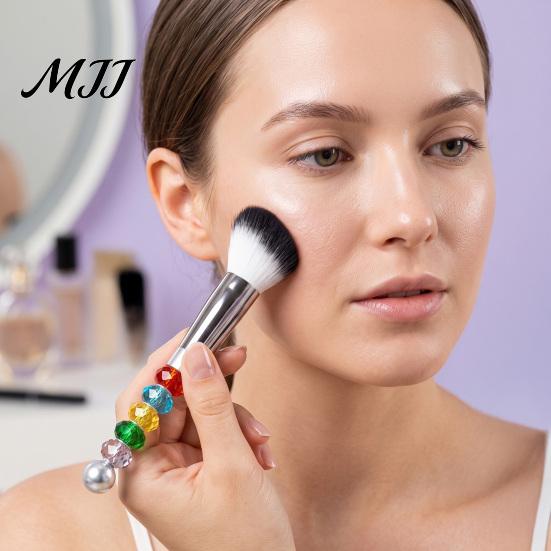 Eye Shadow Brushes 5Pcs Beadable Makeup Brush Set, DIY Cosmetic with Blank Bar, Women Tools Contouring Concealer Eyebrow Foundation for Girls