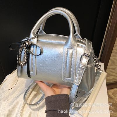 Γυναικείες τσάντες – Τσάντες με κοντά χερούλια