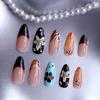 Frische und süße mandelförmige französische Leopardenmuster-Blütenblatt-Ins-Press-On-Nägel, 24 Stück künstliche Nägel