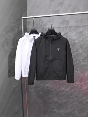 Men's European Style Light Luxury Hooded Jacket - Trendy and Simple for Spring/Autumn 2024