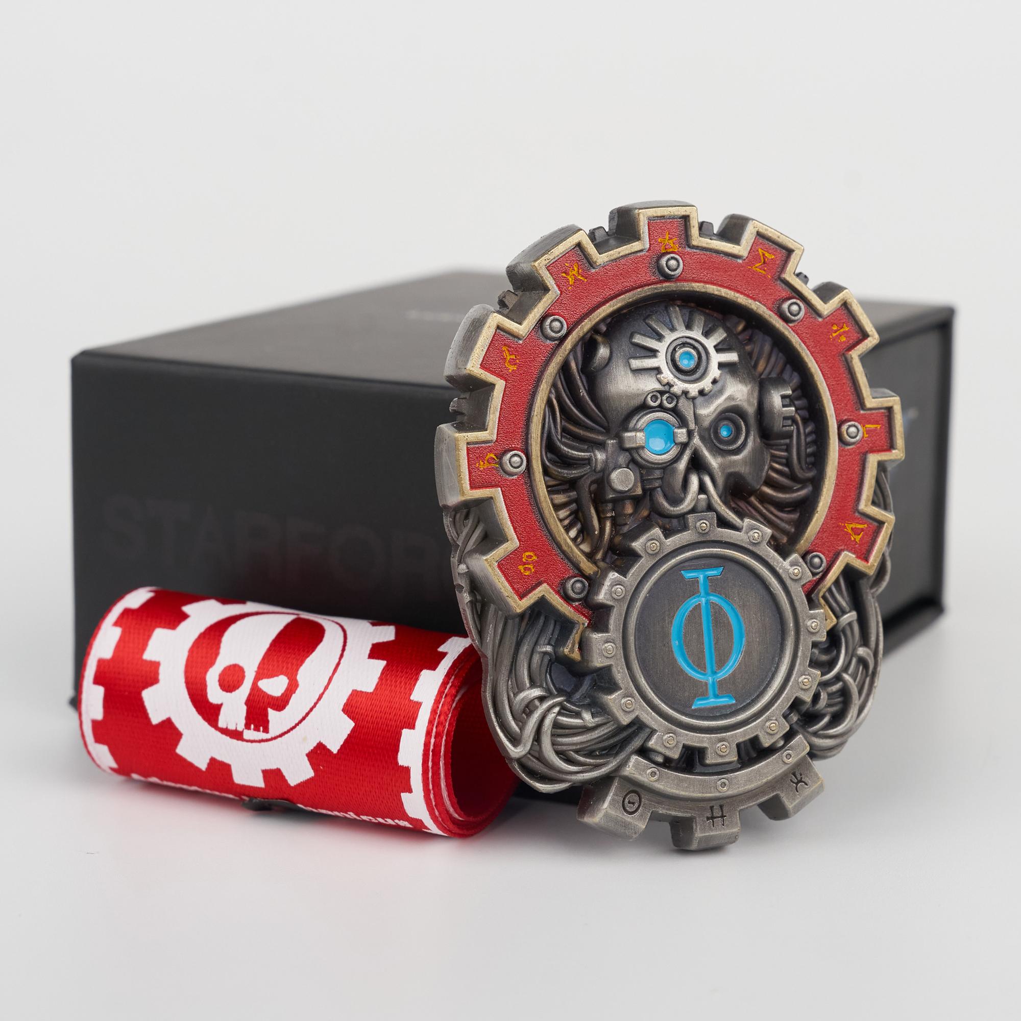 

Starforged Star Casting, игровые товары Warhammer 40K God of All Machines, значок печати Механического Бога Brooch sticker integrated version in stock