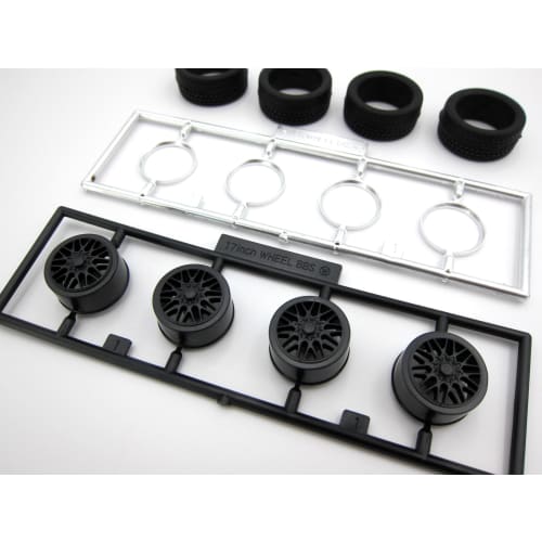 1/24 Wangan Midnight Series No.3 Nissan Skyline GT-R (R32) Reina Plastic Model