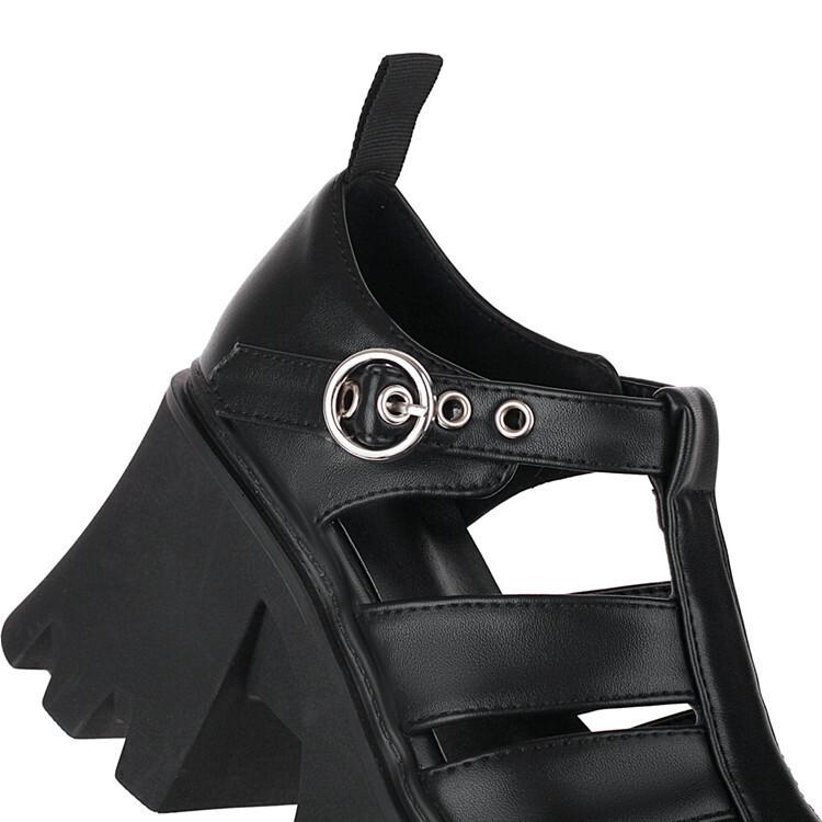 Large size shoes new European and American muffin bottom punk hollow casual platform summer thick heel Roman sandals