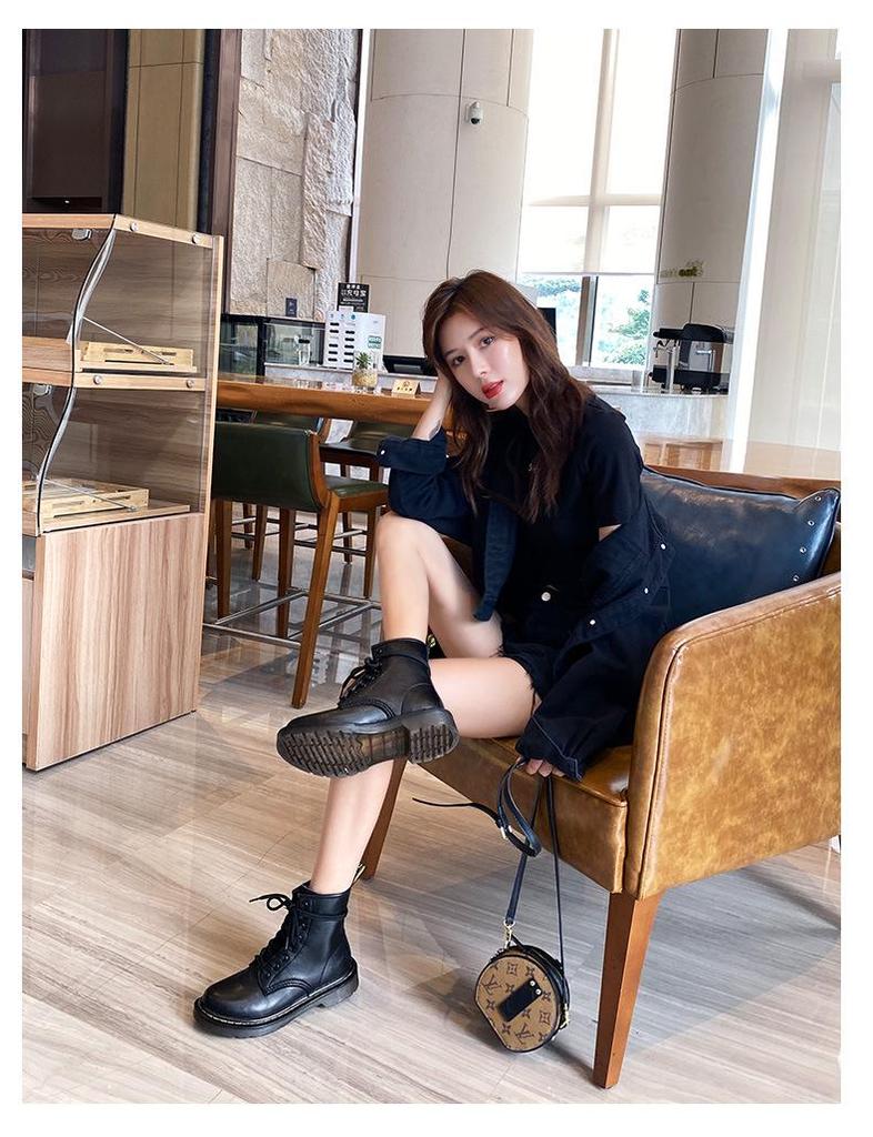 2025 Trendy British Style Genuine Leather Martin Boots for Women & Men: Retro Versatile Mid-Calf & Ankle Motorcycle Boots