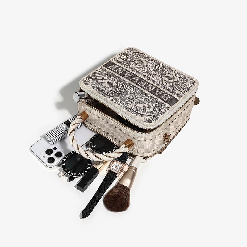 Hong Kong Genuine Embroidered Portable Perfume Box Bag New High-end Popular Shoulder Bag Fashion Oblique Span Bag