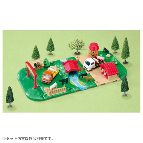 TAKARA TOMY Tomica & Town Lively Farm Set, Miniature Car Toy, Ages 3 and Up