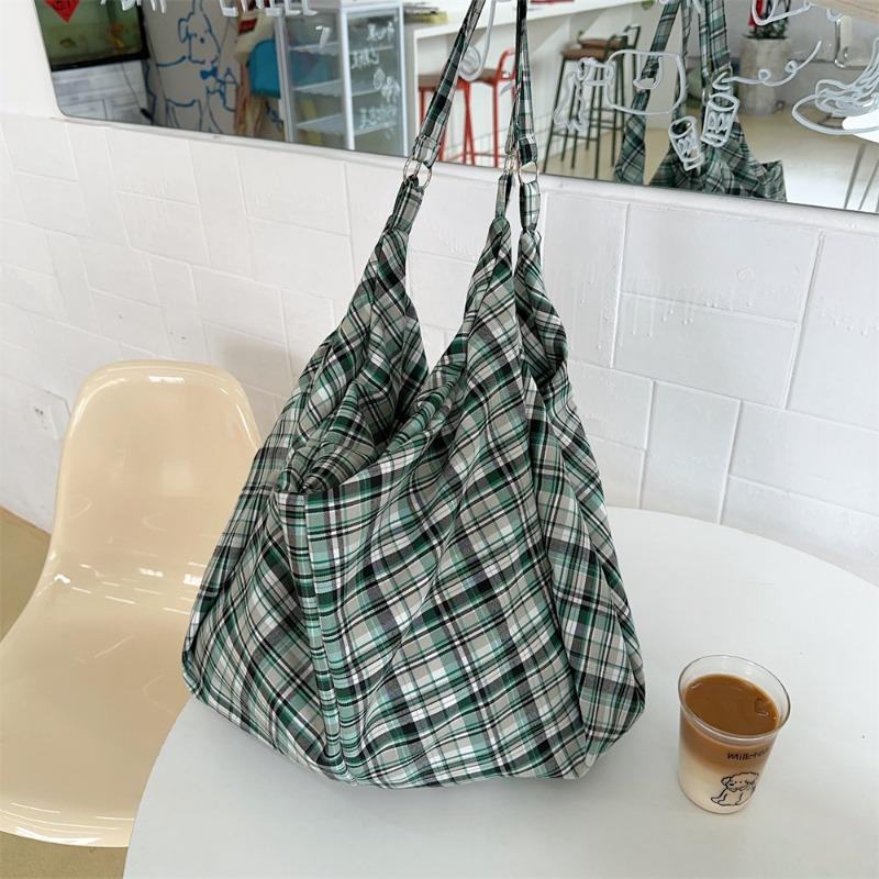 

Color plaid cloth bag bag, largecapacity casual lazy wind single shoulder underarm tote bag