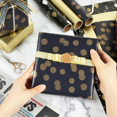 Confezionare regali – Carta da regalo
