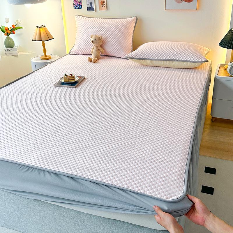 Ice Bean Mat Cool Bedspread Set - Fitted Sheet Style for Dorms, Air-conditioned Rooms, Ice Silk Feel.