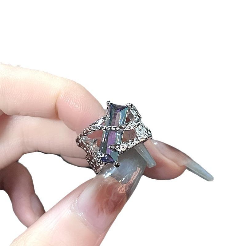 Bramble Opening Ring, Female Dark Zircon Light Luxury Niche Design, Advanced Index Finger Personality, Sweet And Cool Ring.