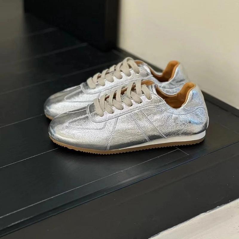 

New first-layer cowhide women s shoes New summer breathable and thin versatile casual sports shoes 35 серебряный