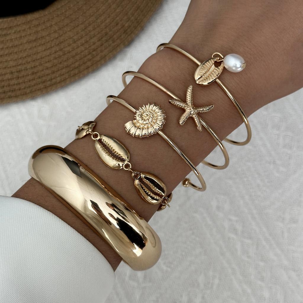 Mermaidcore Ocean Aesthetic Chic Stacked Bracelets Set Women 5Pcs Starfish Cowrie Shell Layered Bangle Beach Party Charm Jewelry