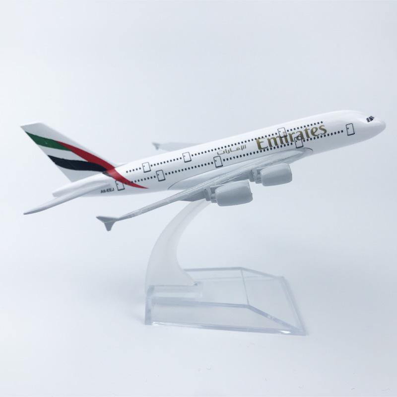 16CM Emirates A380 Alloy Airplane Model Collectible Souvenir