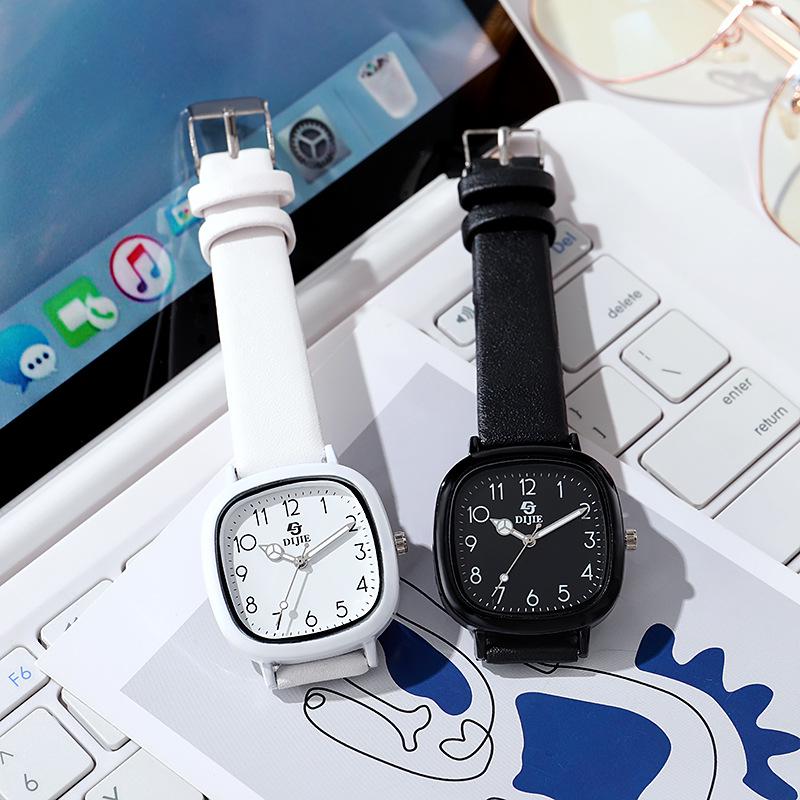 Stilvolle Quarzuhr: College-Stil für Highschool-Schüler