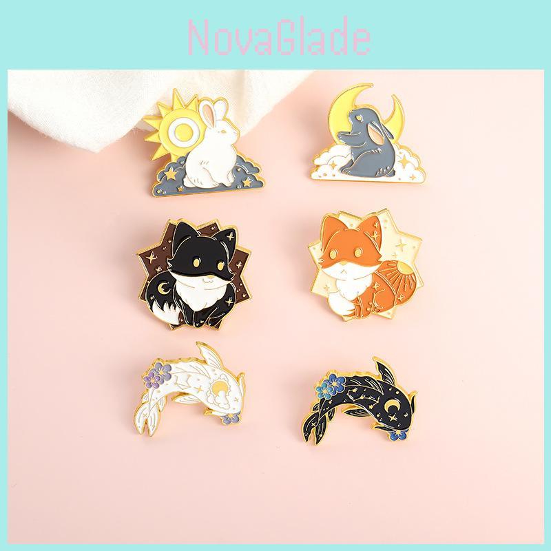 Unique Animal Couple Pin Charming Cartoon Tai Chi Fish Black And White Fox Brooch Set