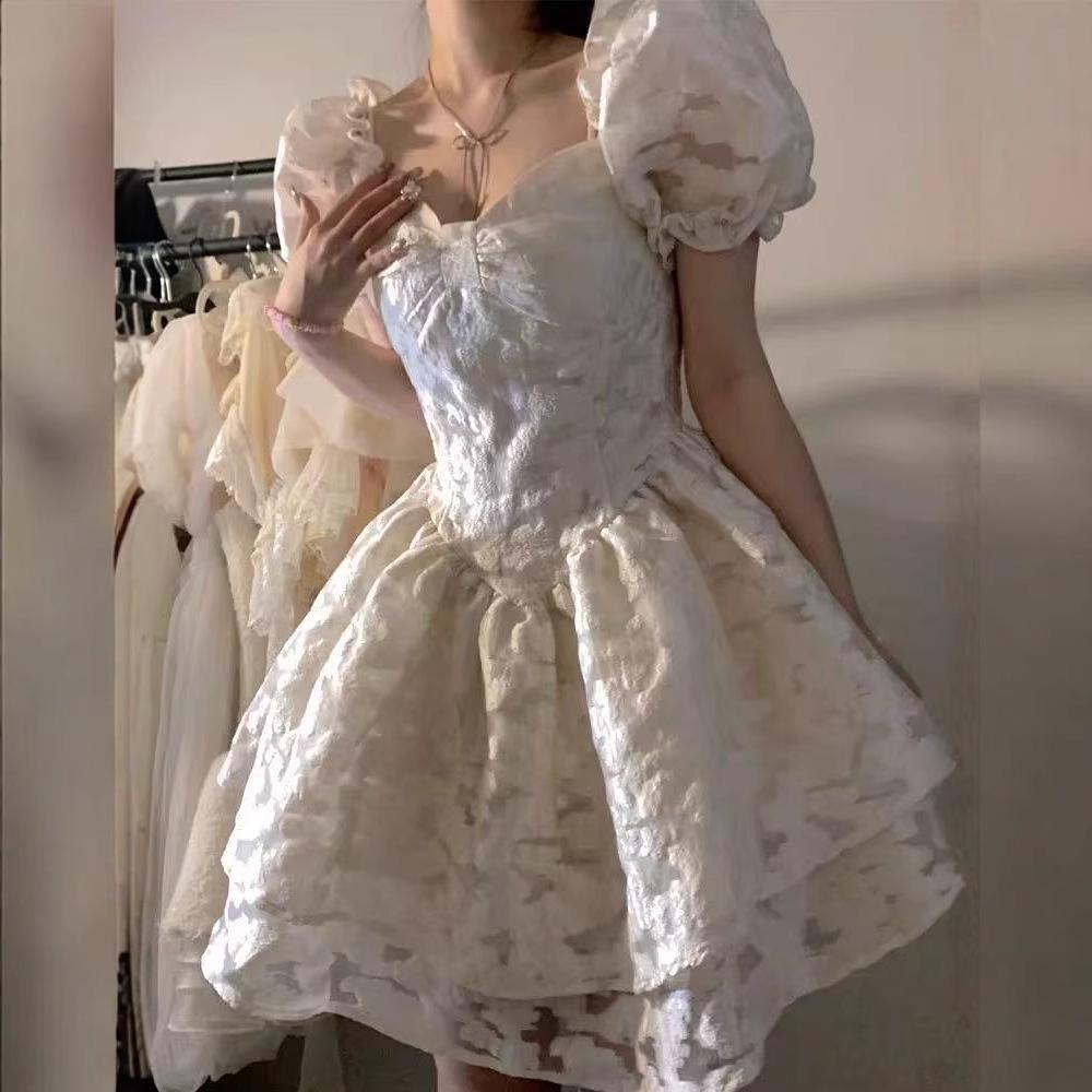 Summer women's clothing French retro waist high-end temperament bubble sleeve princess dress gentle wind puffy dress