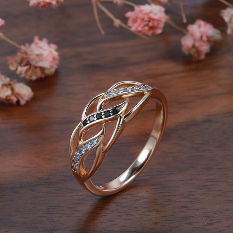 New  Rose Gold Boho Ring For Women Hollow Flower Natural Black Zircon Ring Vintage Bride Wedding Fine Jewelry