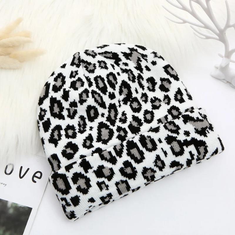 Thicken Leopard Jacquard Unisex Beanies Trendy Autumn Winter Warm Hat Hip Hop Vintage Knit Hats for Women Men