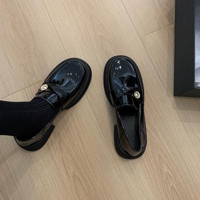 Zapatos de cuero pequeños estilo británico, zapatos de felpa de moneda de oro estilo pequeño fragante de alto sentido, zapatos individuales de tacón grueso, mocasines de plataforma para mujer, invierno