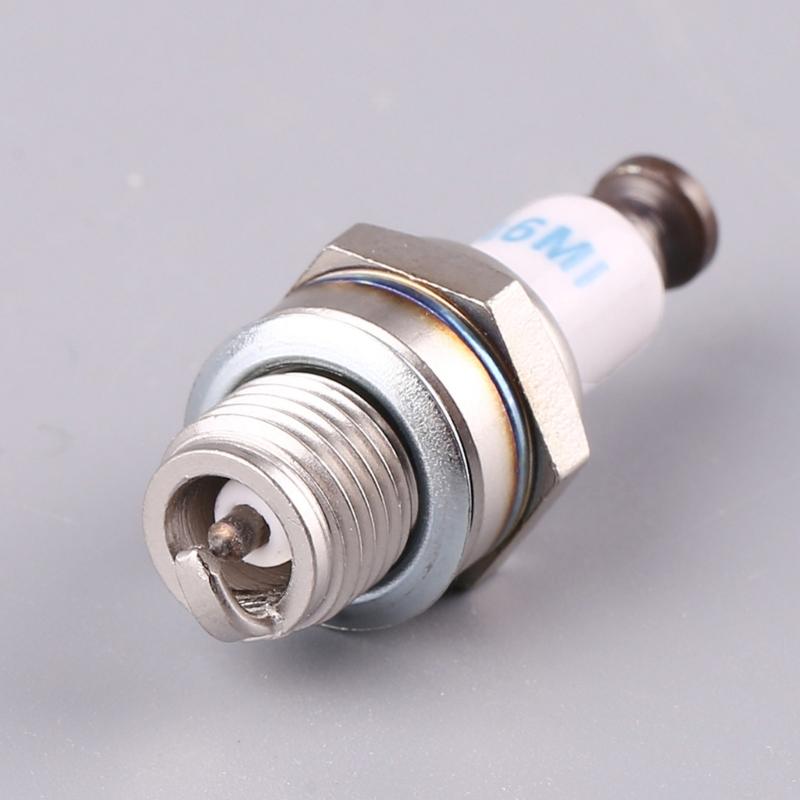 Sparking Plug For 15BM 20SBM 20RE 26BM 32CC Gasolines Chainsaw And Brush Cutter Motosierra Gasolina Chainsaws Spare Part