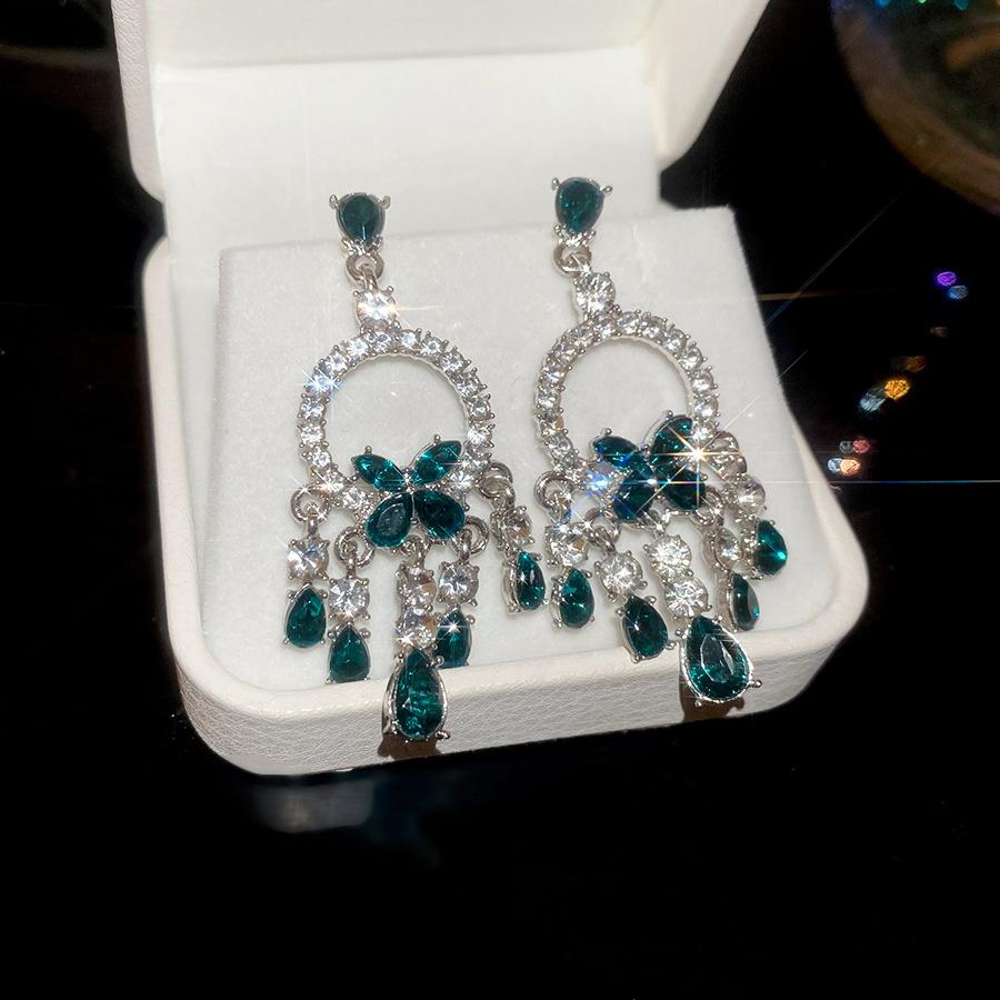 Emerald diamond leaf fringed earrings light luxury stud earrings women's European and American earrings