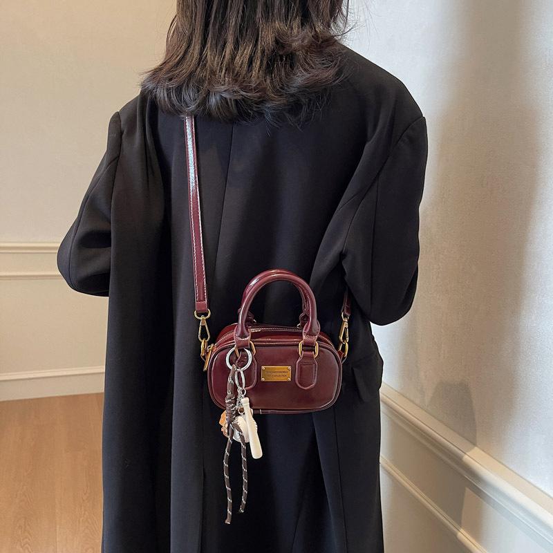 2025 Herbst und Winter neu Koreanische einfarbige lässige Handtasche Nische Pendeln täglich Trend Schulter Umhängetasche