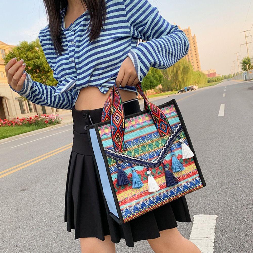 

Сумка из искусственной кожи в этническом стиле с кисточками, большая вместимость, вышитая полосатая сумка на запястье для женщин/девочек