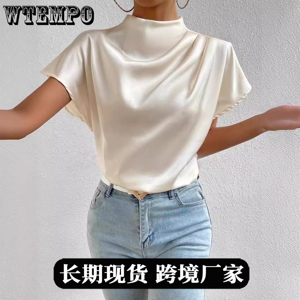 T-shirt à col rond et manches courtes plissé à l'épaule gauche Haut en satin pour femme