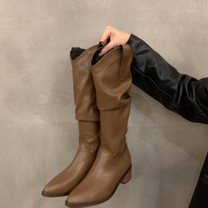 Fashion Vintage Chunky Heel Western Cowboy Boots for Women Winter New Style Faux Suede Ankle Boots Woman Pointy Chunky Heels Short Boots