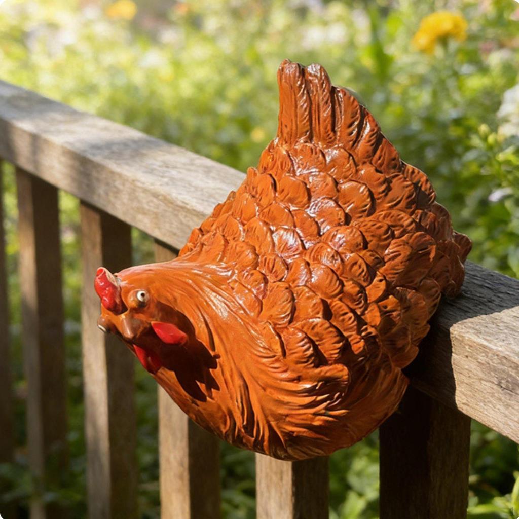 Sentado en la valla de pollo Gallina Pintada a mano Adorno de gallina de casa de campo Resistente a la intemperie Divertido Arte para el jardín para