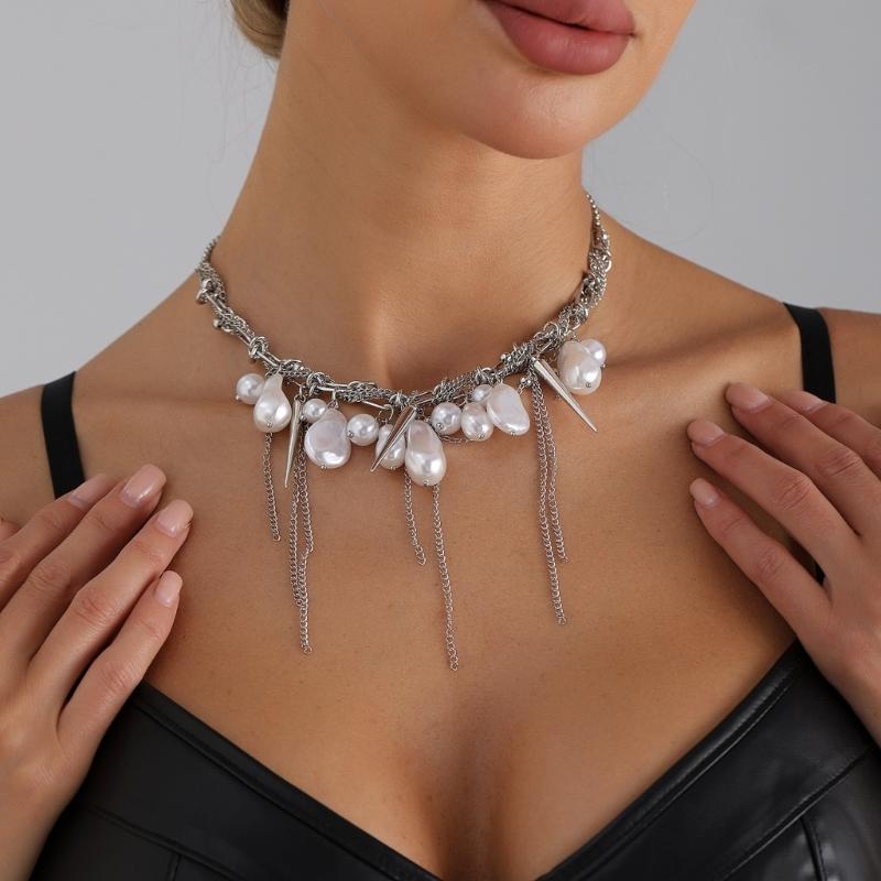 Adjustable Pearls Tassels Necklace for Women Fashion Lightweight Jewelry with Tapered Design for Various Occasions