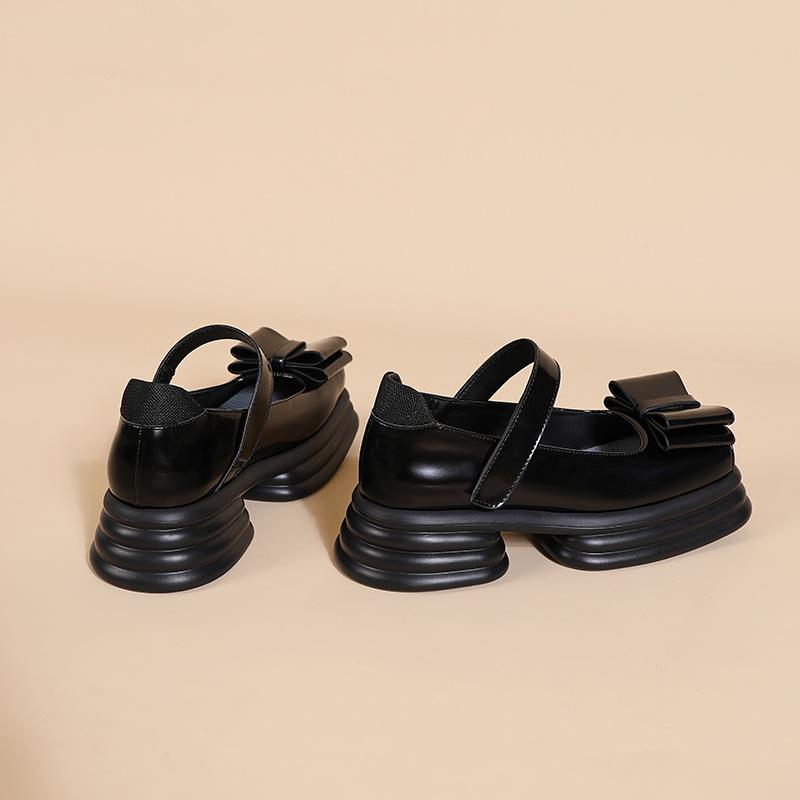 Mary Jane Schuhe mit japanischer Schleife für den Sommer, Damen, neue Retro-JK-Schuhe, weiche Schwester, Biskuitkuchen, dicke Unterseite, quadratischer Kopf, kleine Schuhe