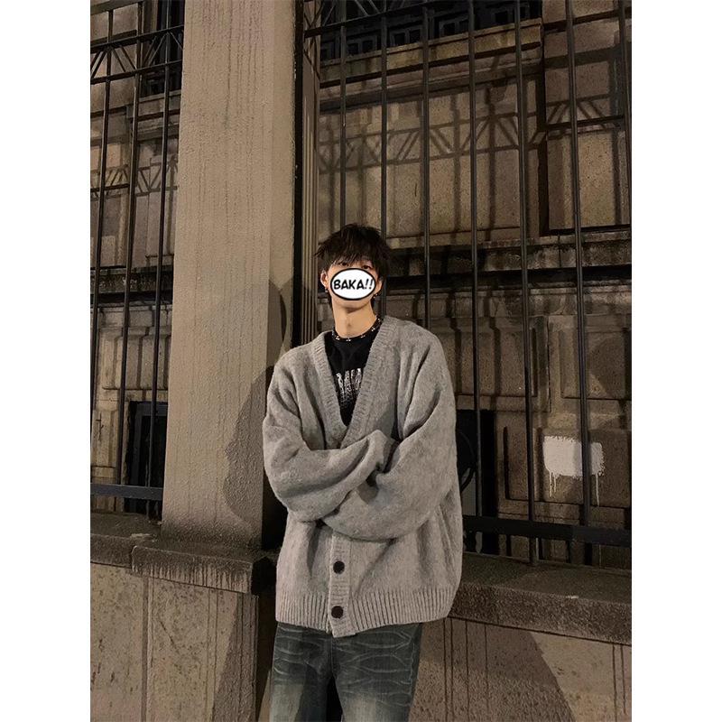 Мужской вязаный кардиган с V-образным вырезом 2024: Стильный корейский свитер на весну/осень L