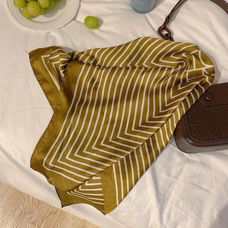 Schwarz-weiß gestreifter kleiner quadratischer Schal Seidenschal Damenkopftuch mit Hemd Professionelle Dekoration Nackenschutzschal Hals dünner Schal