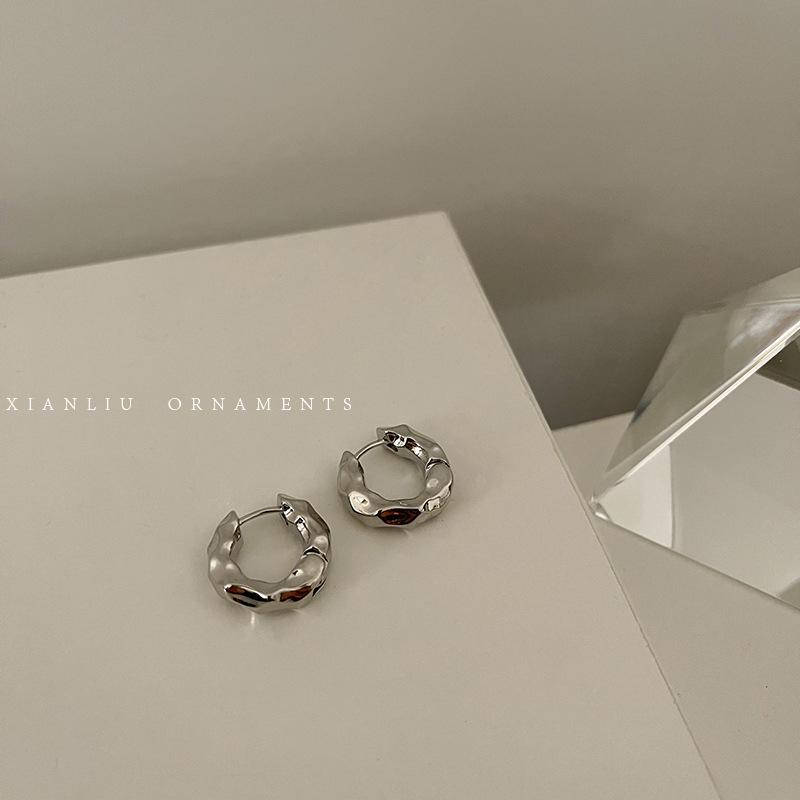 Stylish European & American Women’s Pleated Ear Studs - Hip Hop INS Style