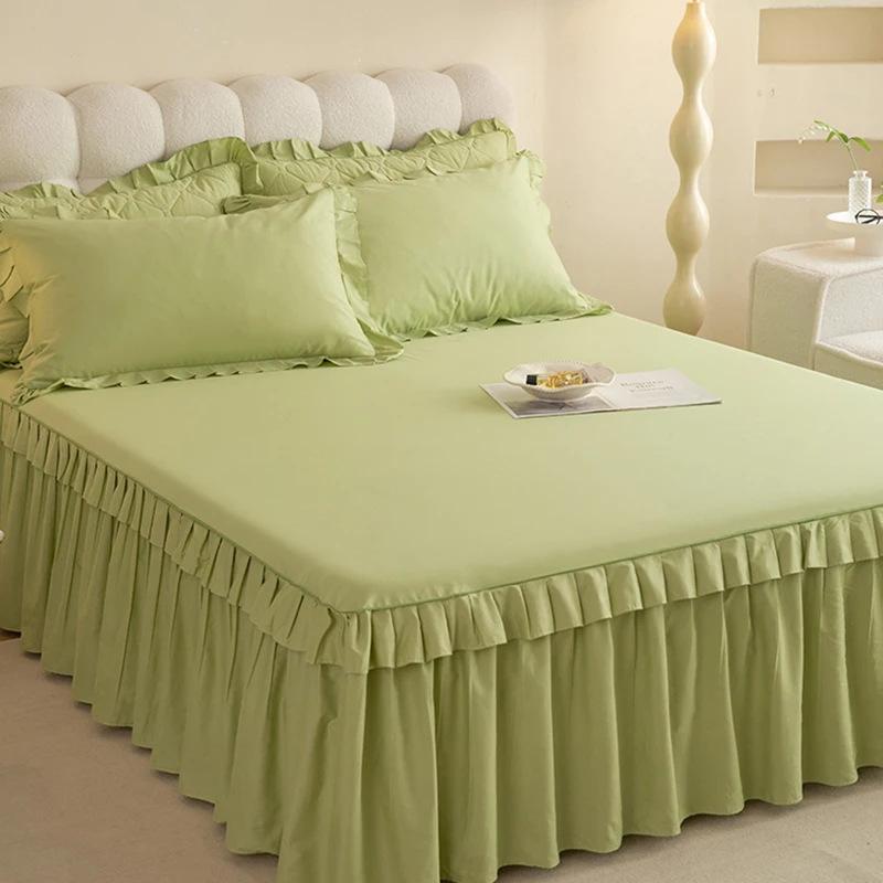 3pcs Minimalist Solid Color Bed Skirt Set, Contemporary Style, Polyester 100.00%, Machine Wash, Red, Lace, Ruffle, Soft and Comfortable Fabric