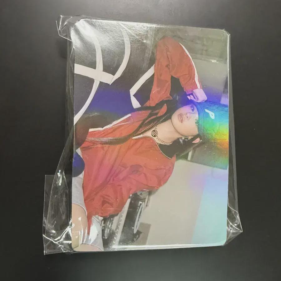 

New Jins House Suite Weavers Album Bonus Photo Card