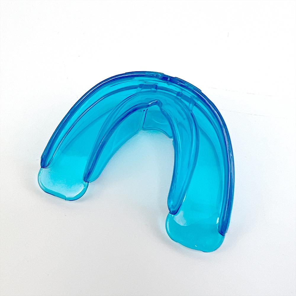 1 ks športový chránič zubov, boxerský basketbalový multišportový chránič zubov