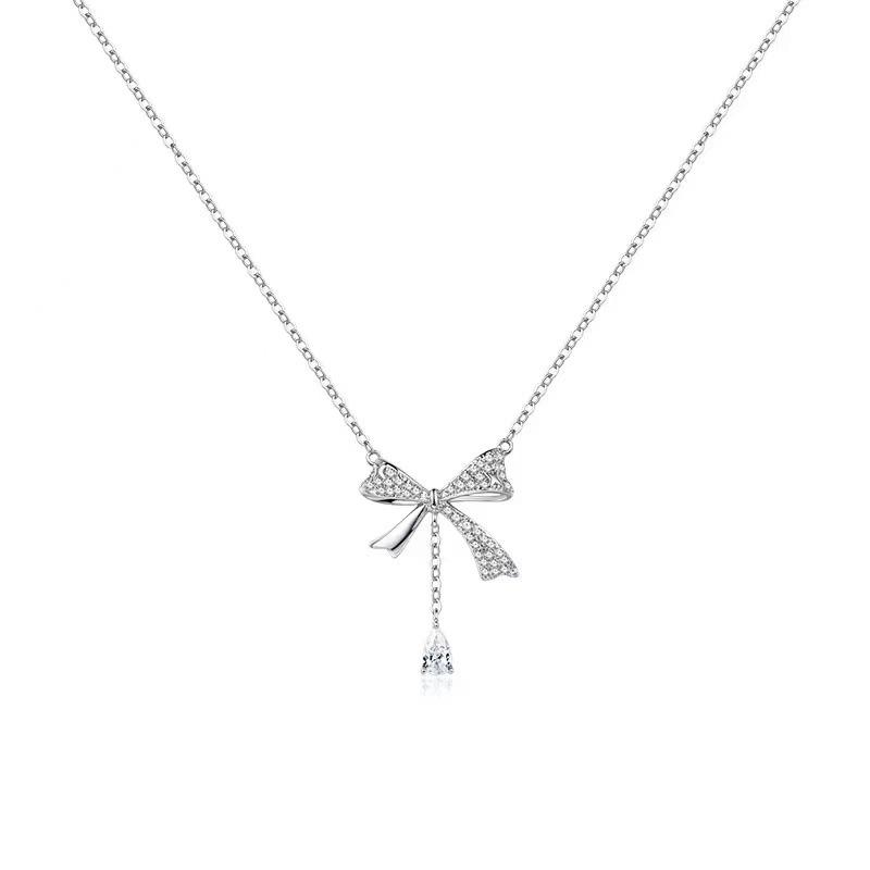 Titanium Steel Necklace: Non-Fading, Flashing Bow, Versatile Tassel Clavicle Chain for a Light Luxury Look