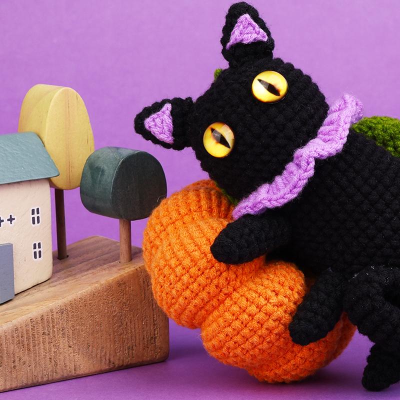 Halloween Crochet Kit for Beginners Crochet Starters Kit Adult Complete Craft Knitting Kit with Crochet Hooks Yarns for DIY Gift