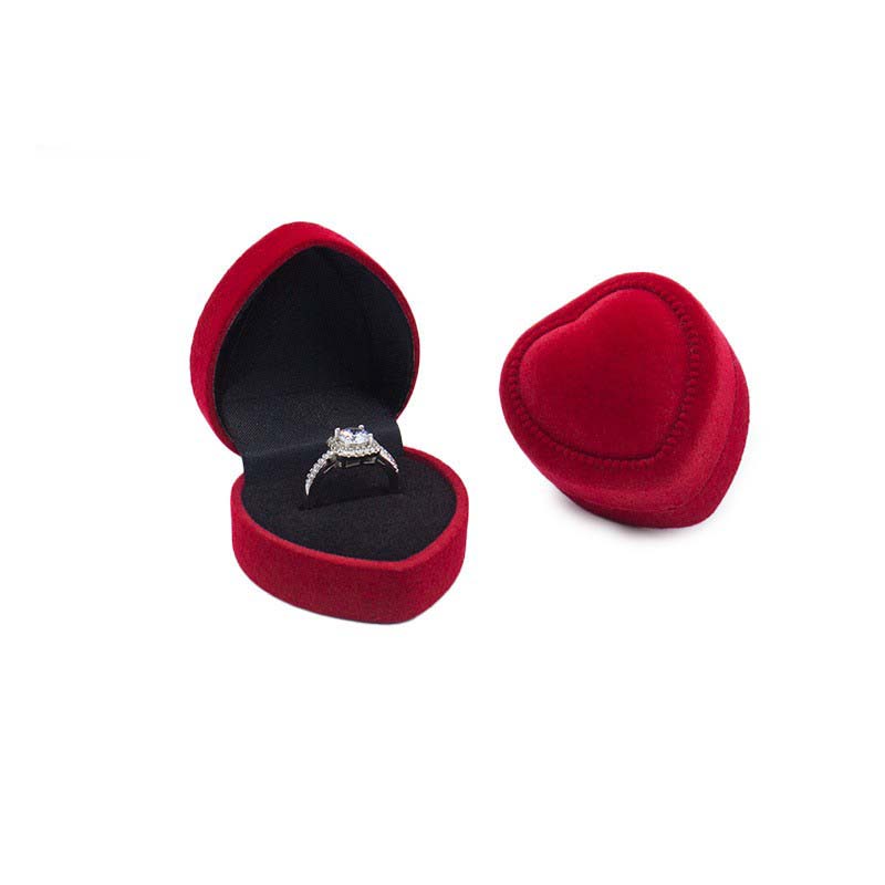 1Pc High End Plush Heart-Shaped Ring Gift Box, Plush Ring Storage Box, Exquisite Heart-Shaped Ring Jewelry Box Used for Proposal Engagement Wedding